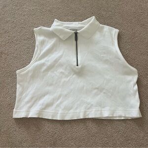 urban outfitters cropped zip up sleeveless blouse